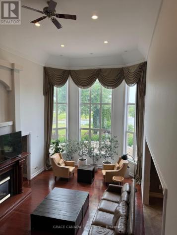 1585 Stoneybrook Crescent Windsor ON N9G 2Z4