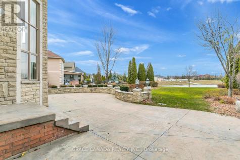 1585 Stoneybrook Crescent Windsor ON N9G 2Z4
