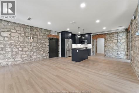 247 Brock Street Amherstburg ON N9V 2H4