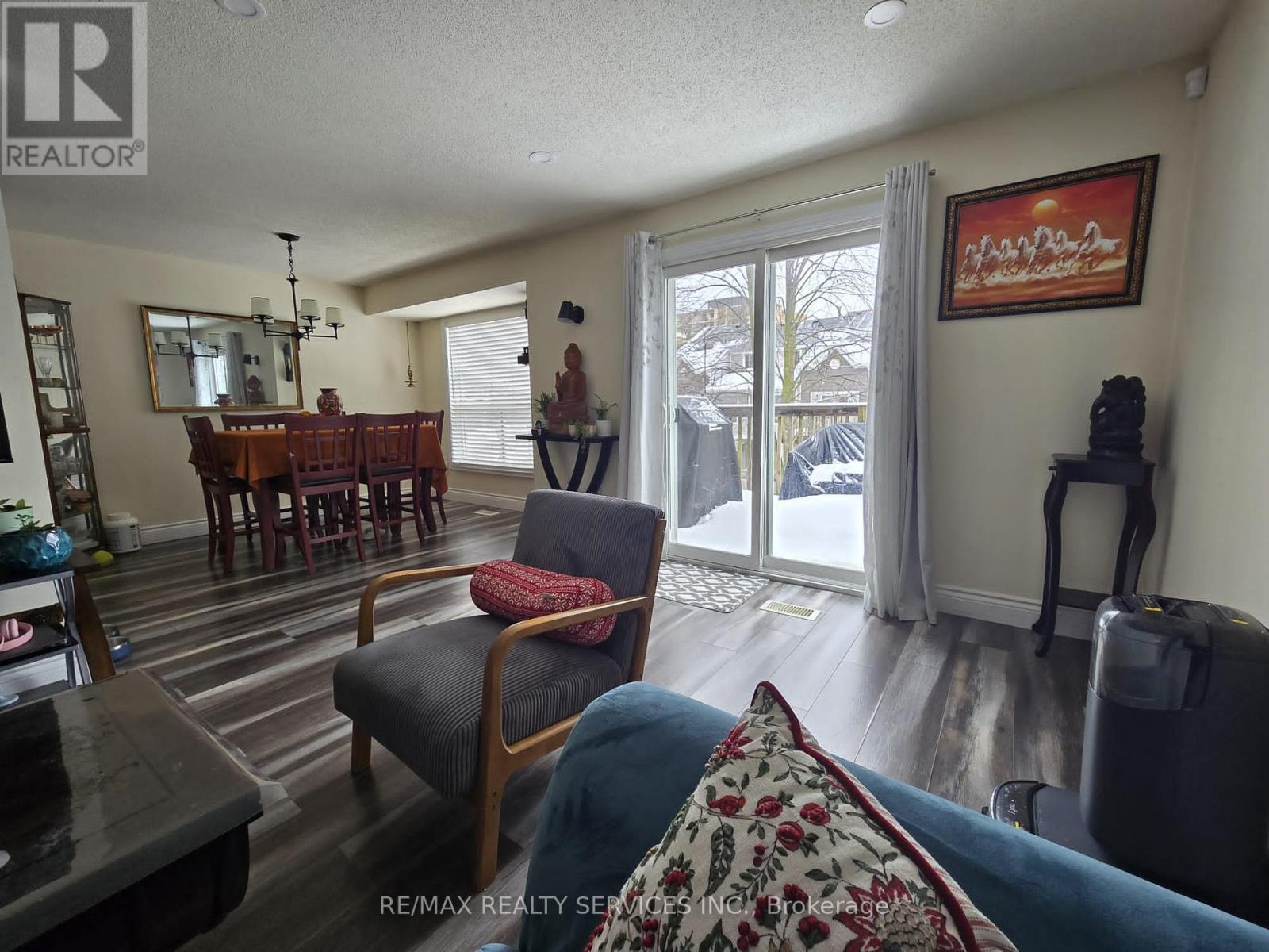 54 Green Valley Drive Kitchener ON N2P 1Z9