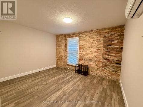 537 Talbot Street St. Thomas ON N5P 1C3