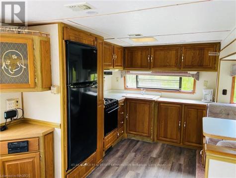 9 Tamarac Road Northern Bruce Peninsula ON N0H 2R0