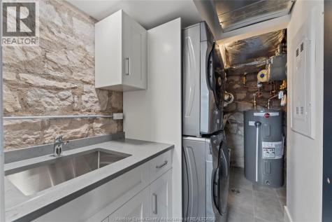 247 Brock Street Amherstburg ON N9V 2H4
