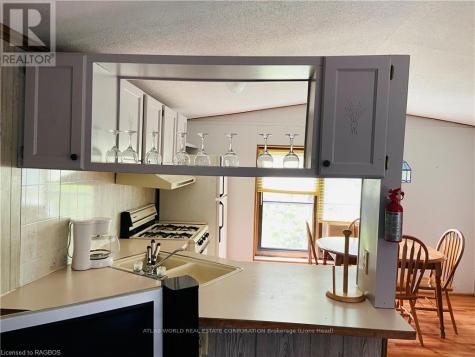 9 Tamarac Road Northern Bruce Peninsula ON N0H 2R0