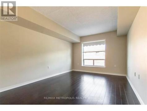 405 Erb Street West Waterloo ON N2L 1W7