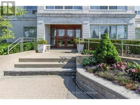 405 Erb Street West Waterloo ON N2L 1W7
