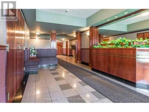 405 Erb Street West Waterloo ON N2L 1W7