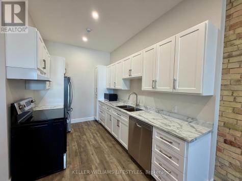 537 Talbot Street St. Thomas ON N5P 1C3