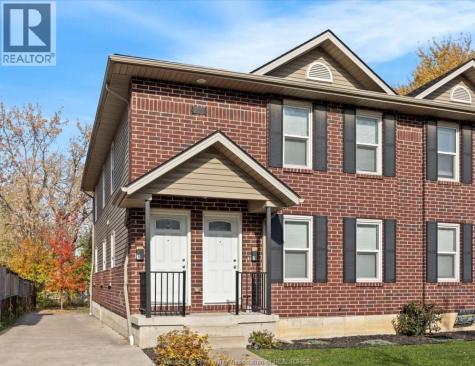 528 Chippawa Windsor ON N9C 2W3