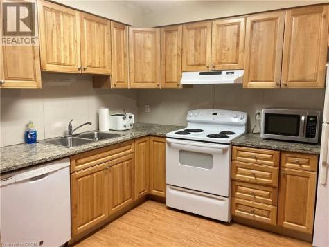 392 Albert Street Waterloo ON N2L 3V1