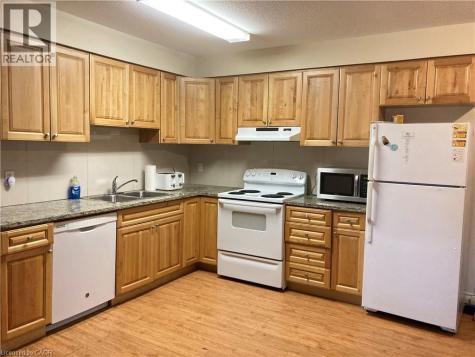 392 Albert Street Waterloo ON N2L 3V1