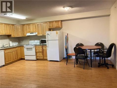 392 Albert Street Waterloo ON N2L 3V1