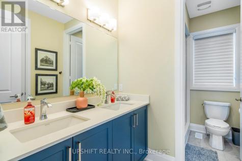 101 Stoneleigh Drive Blue Mountains ON L9Y 4P5