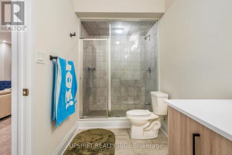 101 Stoneleigh Drive Blue Mountains ON L9Y 4P5