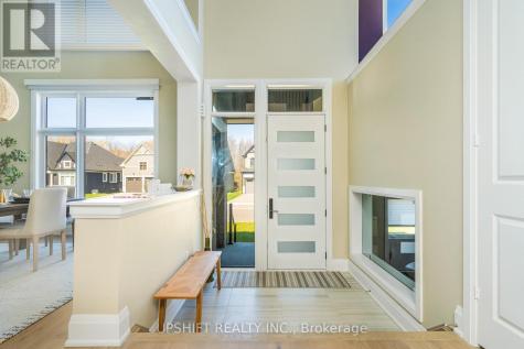 101 Stoneleigh Drive Blue Mountains ON L9Y 4P5