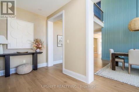 101 Stoneleigh Drive Blue Mountains ON L9Y 4P5