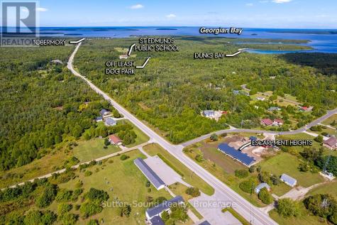 18 Maple Golf Crescent Northern Bruce Peninsula ON N0H 2R0