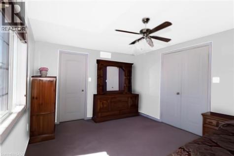 545 Chesapeake Crescent Waterloo ON N2K 4G2