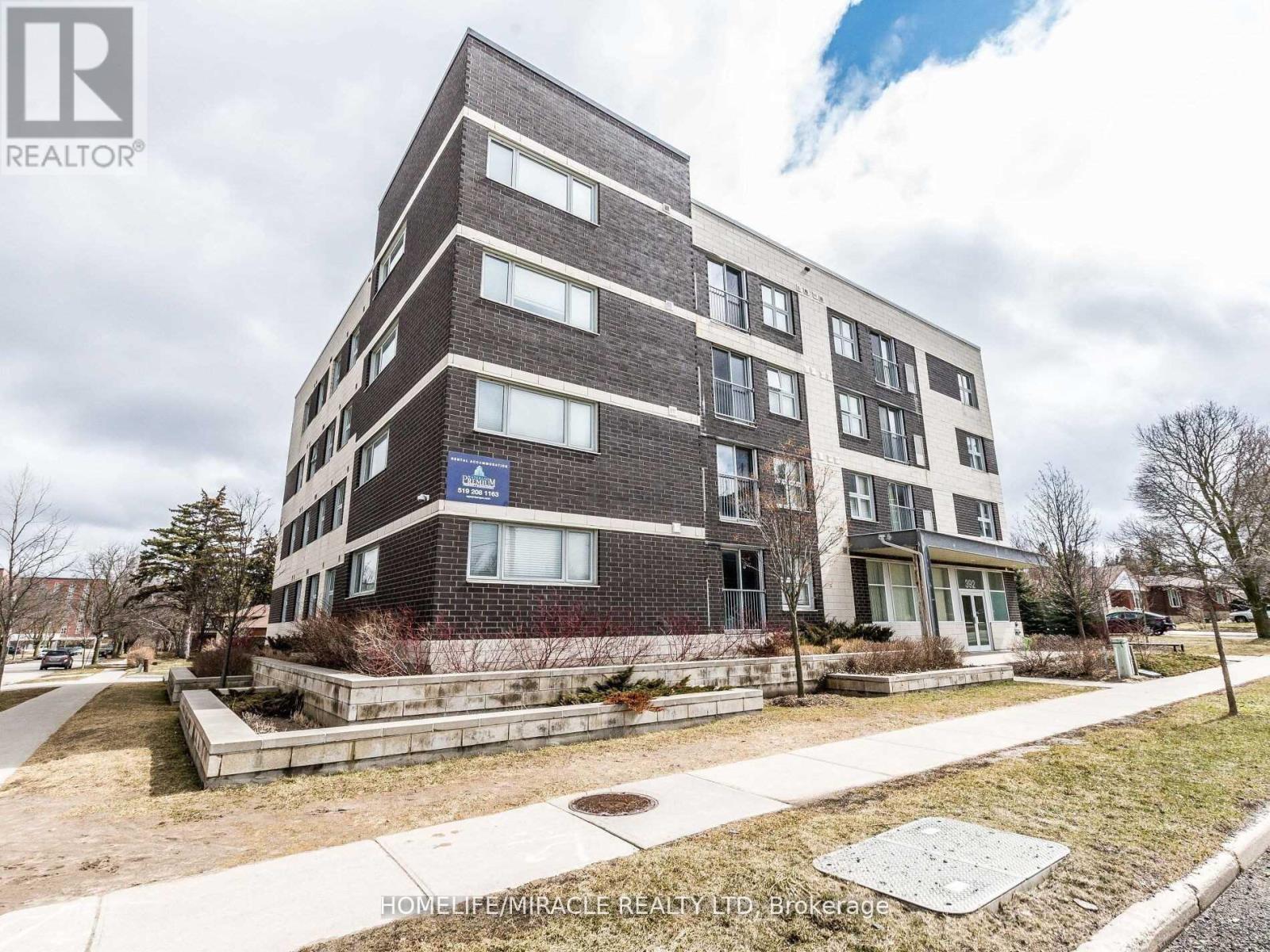 392 Albert Street Waterloo ON N2L 3V1