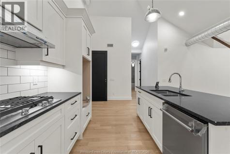 247 Brock Street Amherstburg ON N9V 2H4
