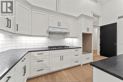 247 Brock Street Amherstburg ON N9V 2H4
