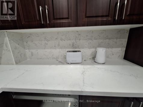 15 Spring Creek Street Kitchener ON N2A 0G3