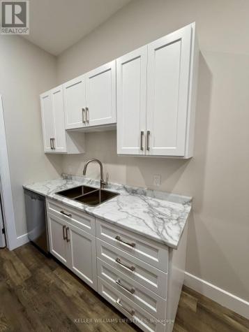 537 Talbot Street St. Thomas ON N5P 1C3