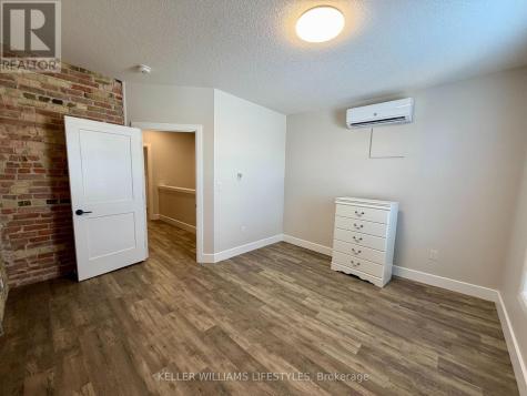 537 Talbot Street St. Thomas ON N5P 1C3