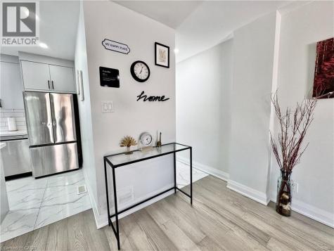 138 Jansen Avenue Kitchener ON N2A 2L7