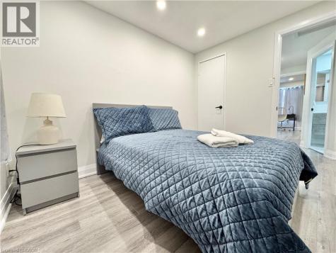 138 Jansen Avenue Kitchener ON N2A 2L7