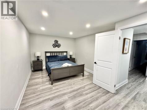 138 Jansen Avenue Kitchener ON N2A 2L7