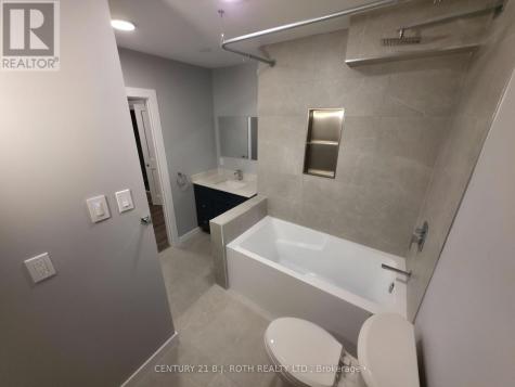 82 Albert Street North Orillia ON L3V 5K5