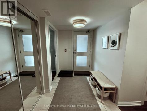 2 Cove Court Collingwood ON L9Y 0Y6