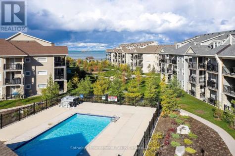 2 Cove Court Collingwood ON L9Y 0Y6
