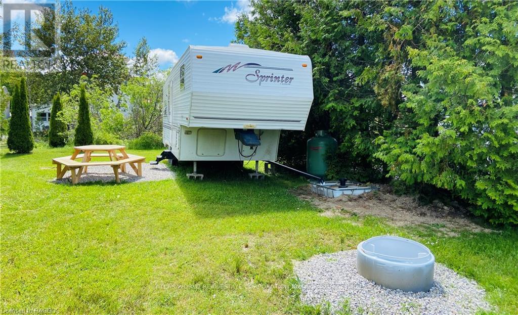 9 Tamarac Road Northern Bruce Peninsula ON N0H 2R0