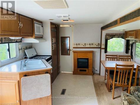 9 Tamarac Road Northern Bruce Peninsula ON N0H 2R0