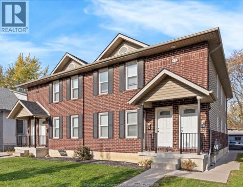 528 Chippawa Windsor ON N9C 2W3