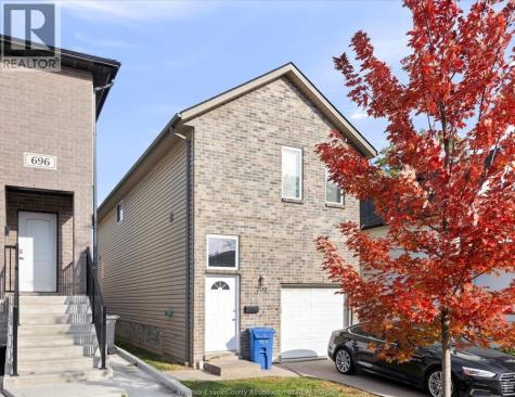 700 Bridge Avenue Windsor ON N9B 2M6