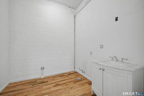 53 Crescent Avenue Bridgeport CT 06608