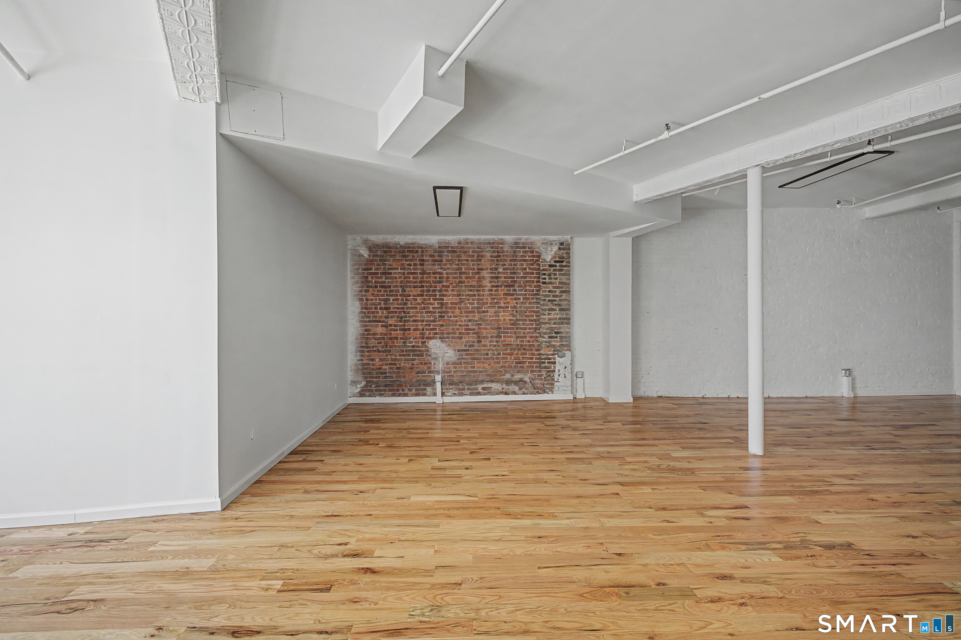 53 Crescent Avenue Bridgeport CT 06608