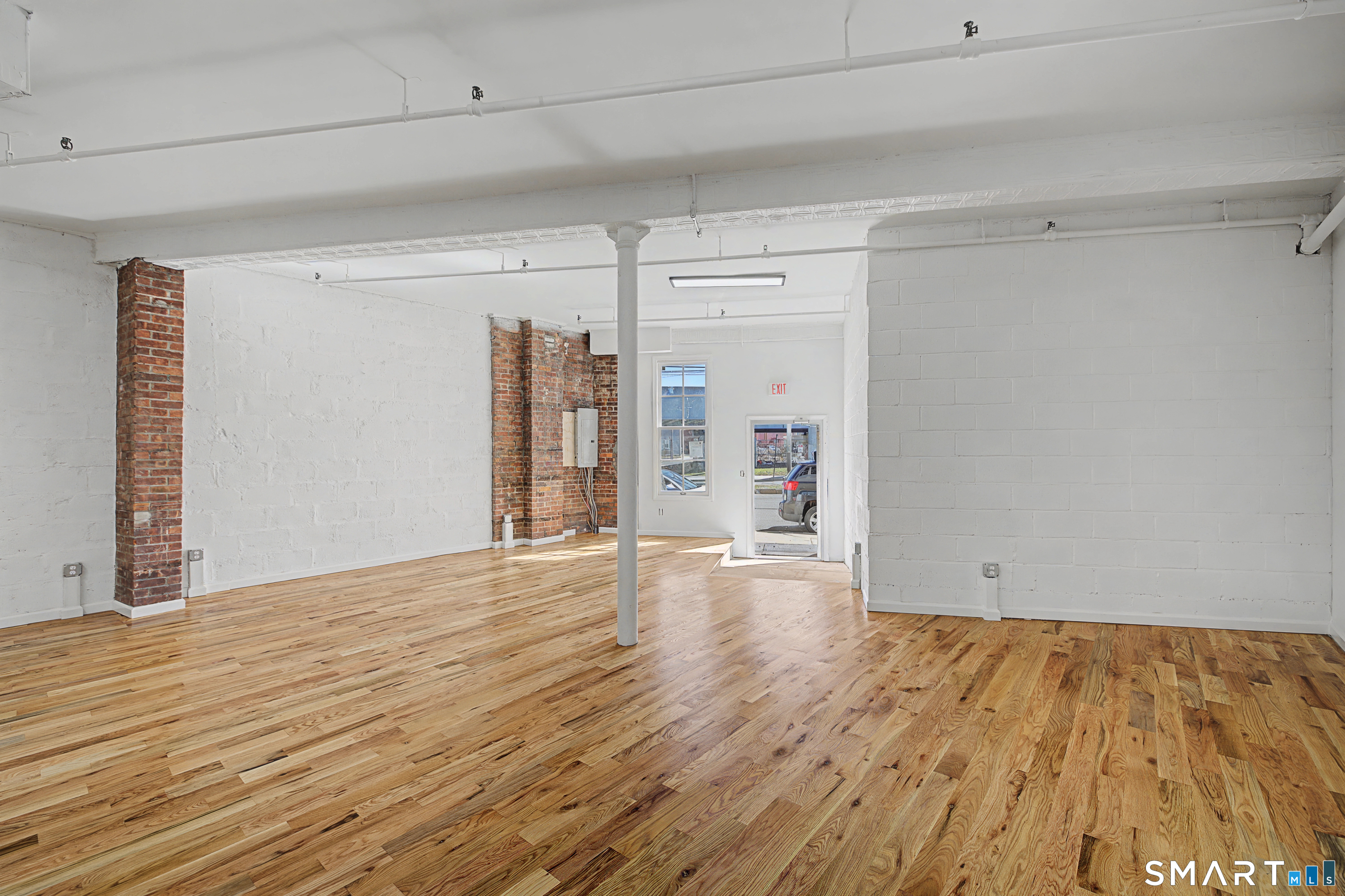 53 Crescent Avenue Bridgeport CT 06608