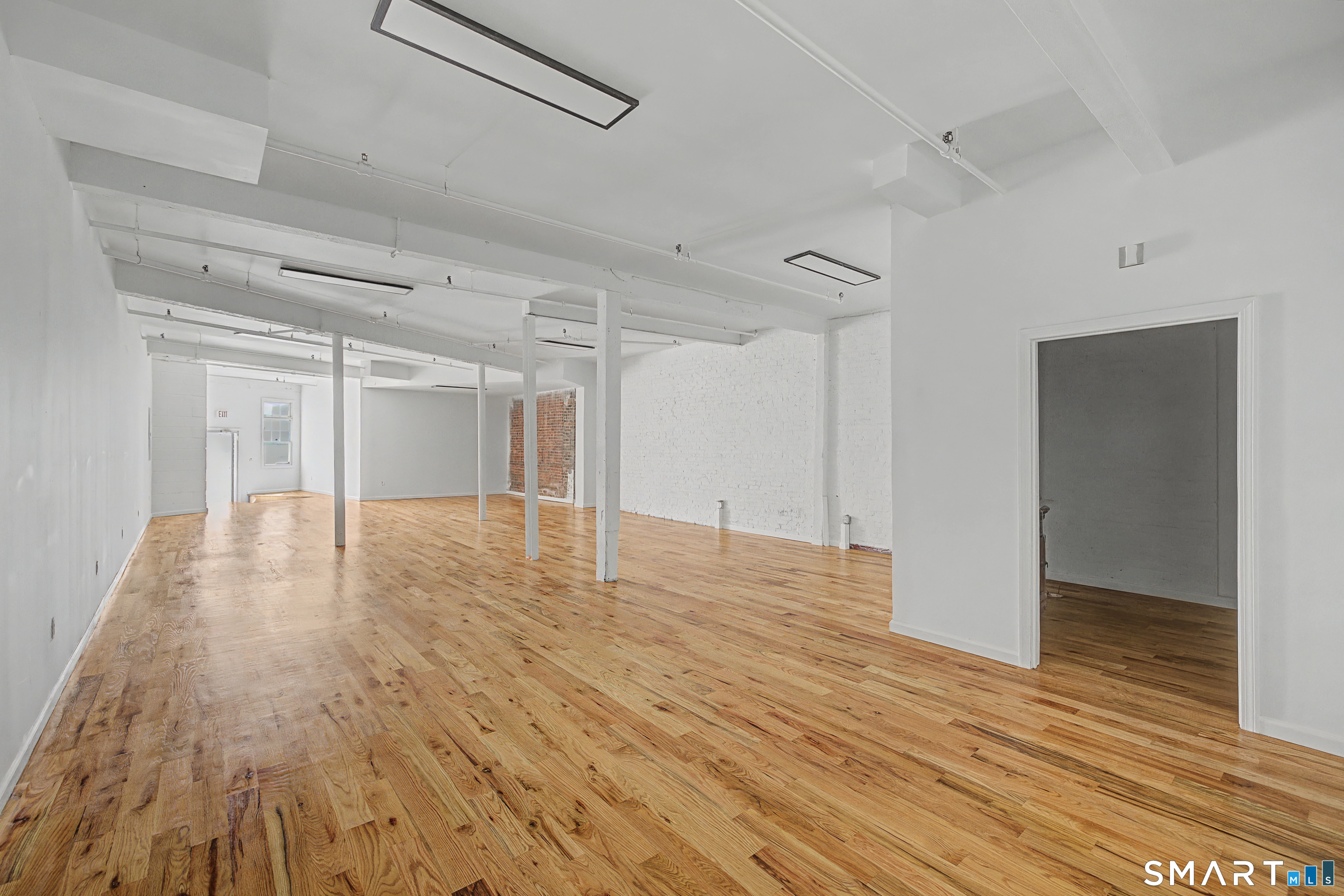 53 Crescent Avenue Bridgeport CT 06608