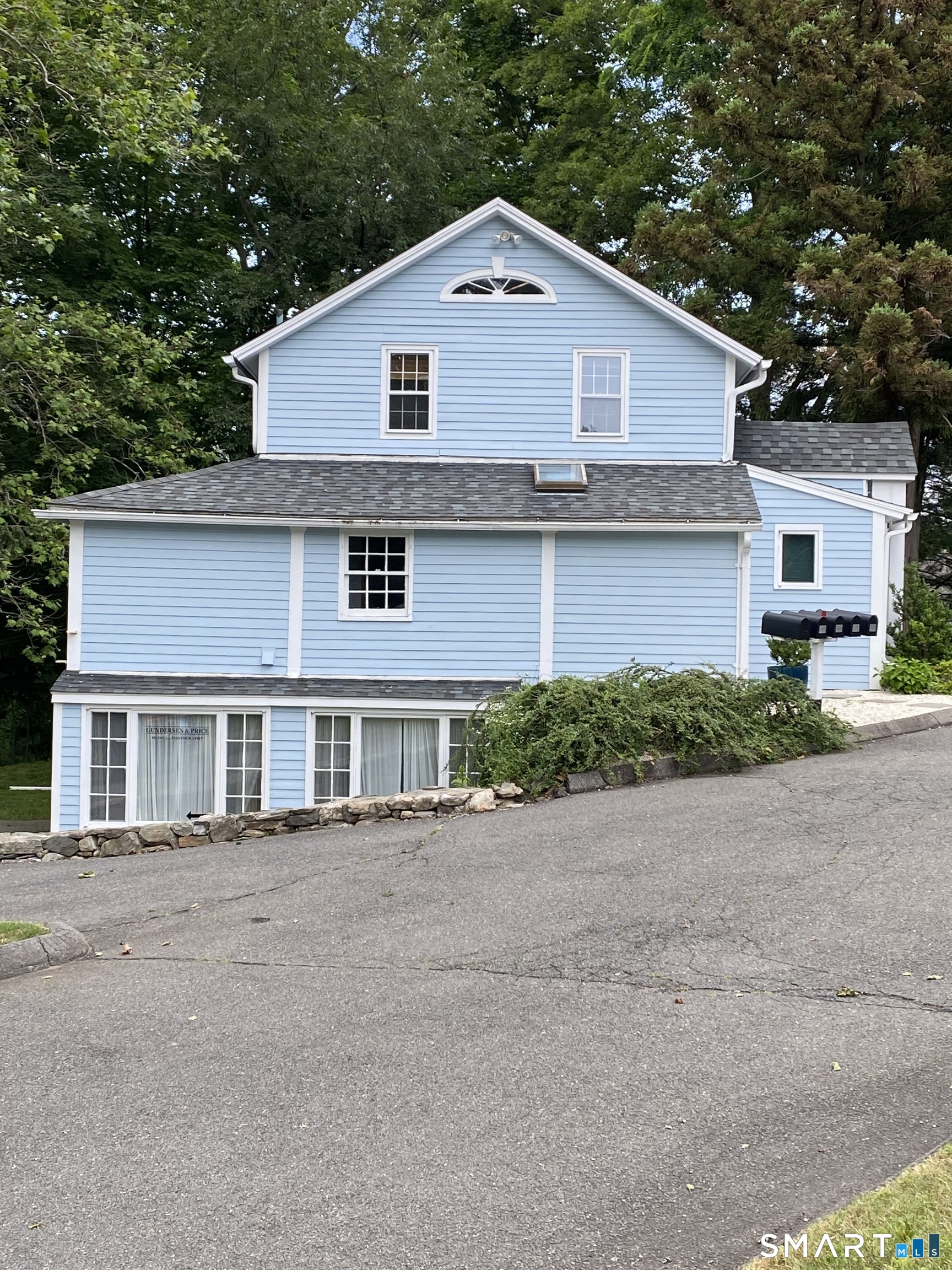 6 East Main Street Westport CT 06880