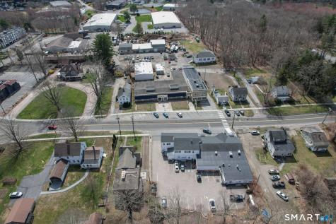 33 Main Street Essex CT 06442