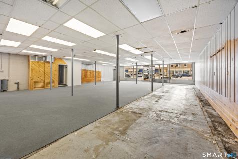 33 Main Street Essex CT 06442