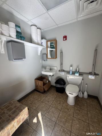 510 Washington Avenue North Haven CT 06473