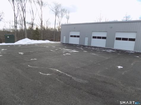 28 Lassy Court Plymouth CT 06786