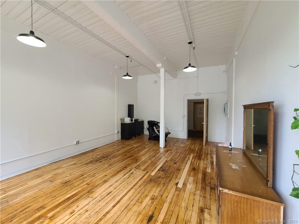 642 Hilliard Street Manchester CT 06042