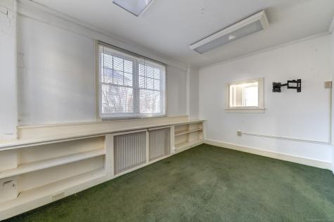 82 West Street Litchfield CT 06759