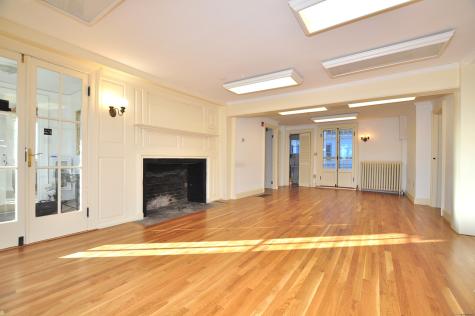 82 West Street Litchfield CT 06759